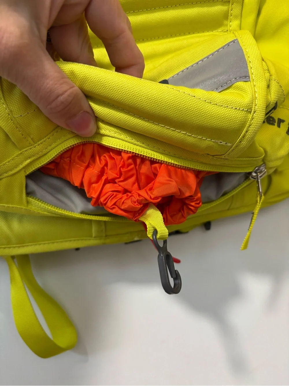 VAUDE Tracer 12 L Cycling Hiking Biking Pockets Hydration Backpack Bright Yellow